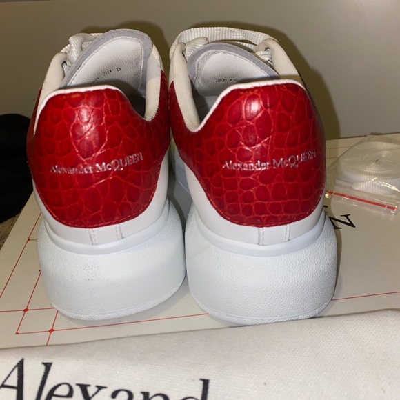 red alexander mcqueen bolsa